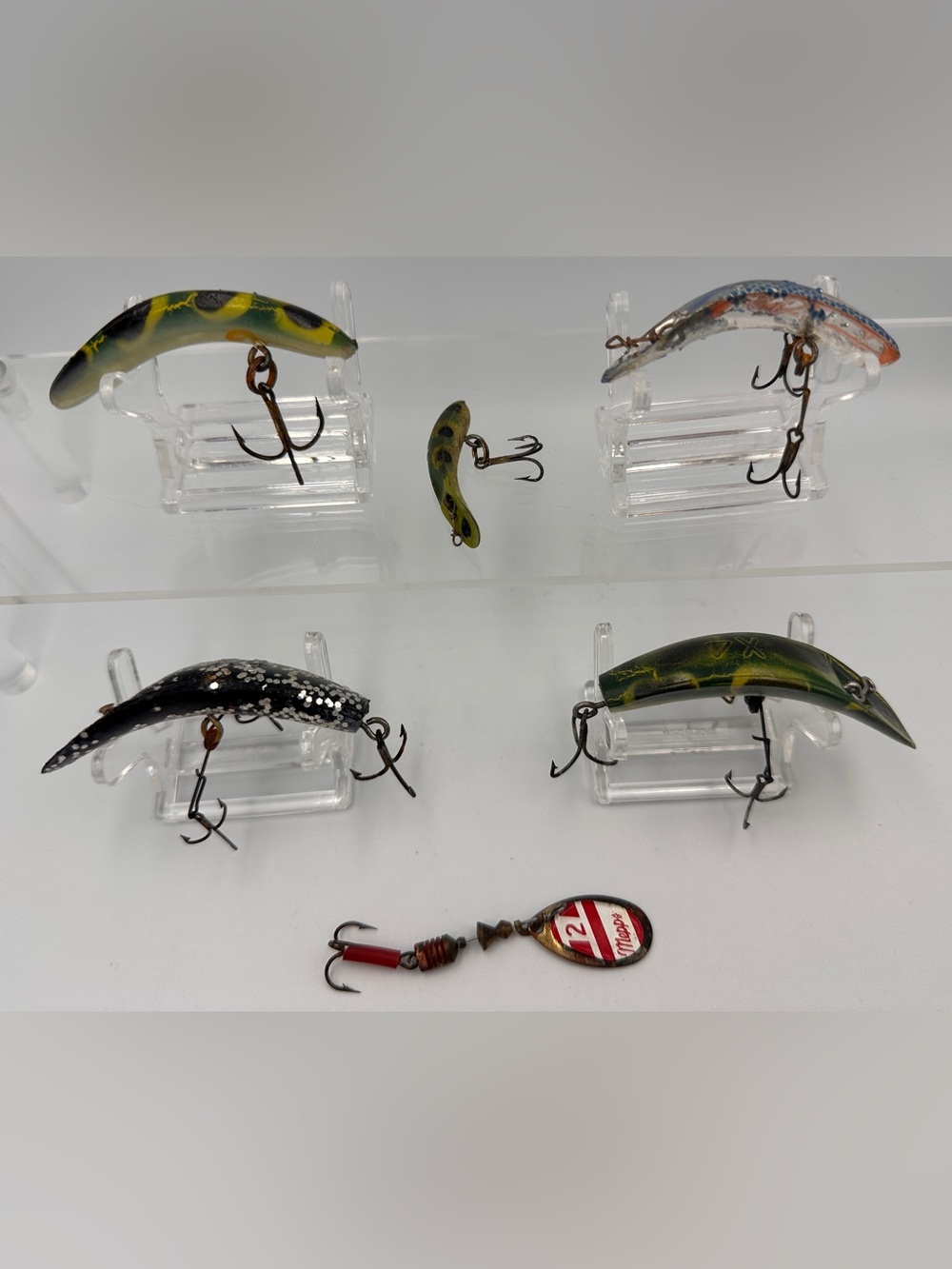 6 Vintage Fishing Lure Lot :  Creek Chub F7 X4 F4 Mepps No. 2 Antique Fish Lures